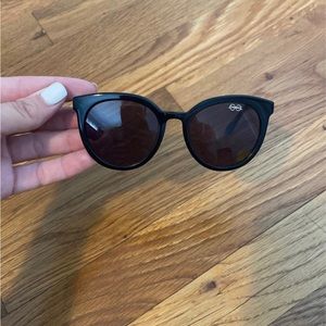 Girls/Juniors Black Sunglasses
